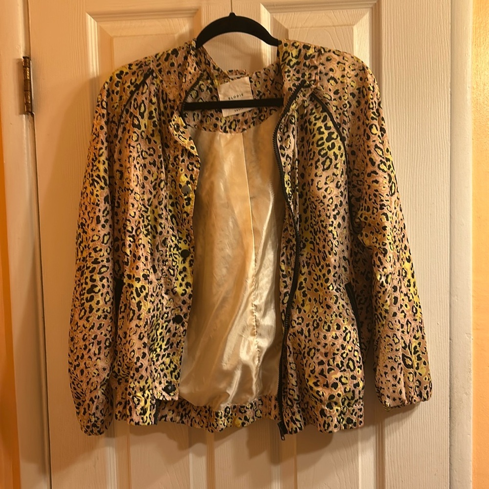 Animal print lined hooded windbreaker
